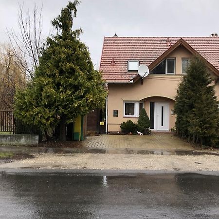 Vml Premium Apartman Mosonmagyaróvár Zewnętrze zdjęcie